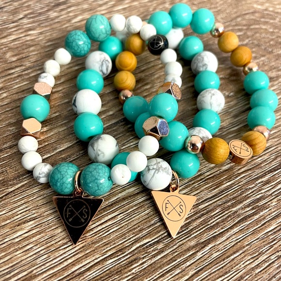 Gemstone Bracelet set - Picture 2 of 2